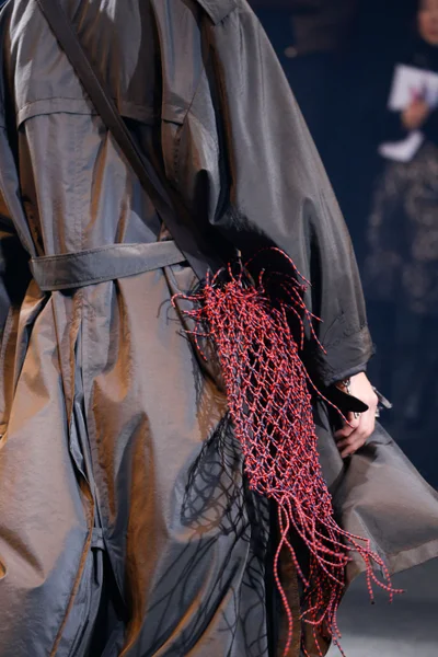 Look 75